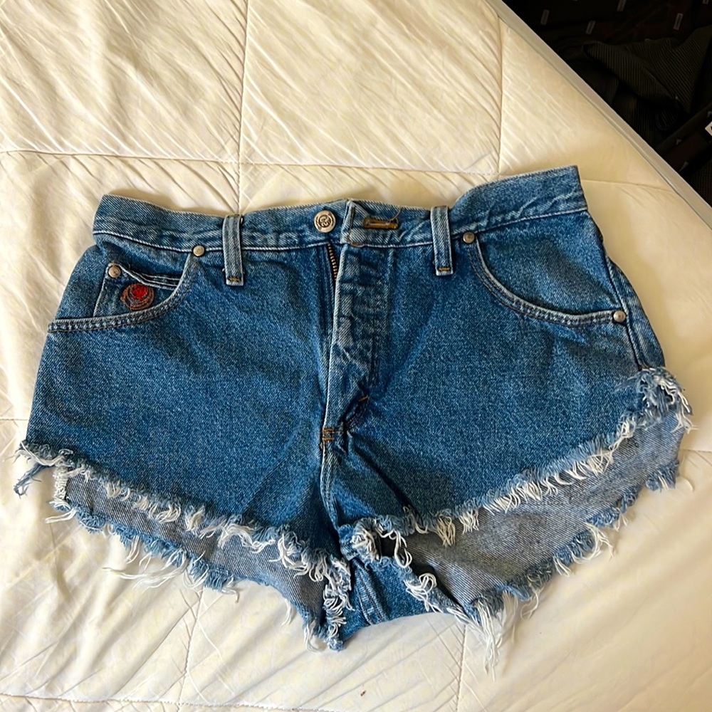 Cutoff blue Jean shorts
